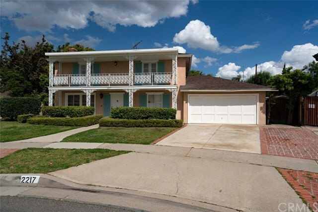 Property Photo:  2217 Weber Circle  CA 92705 