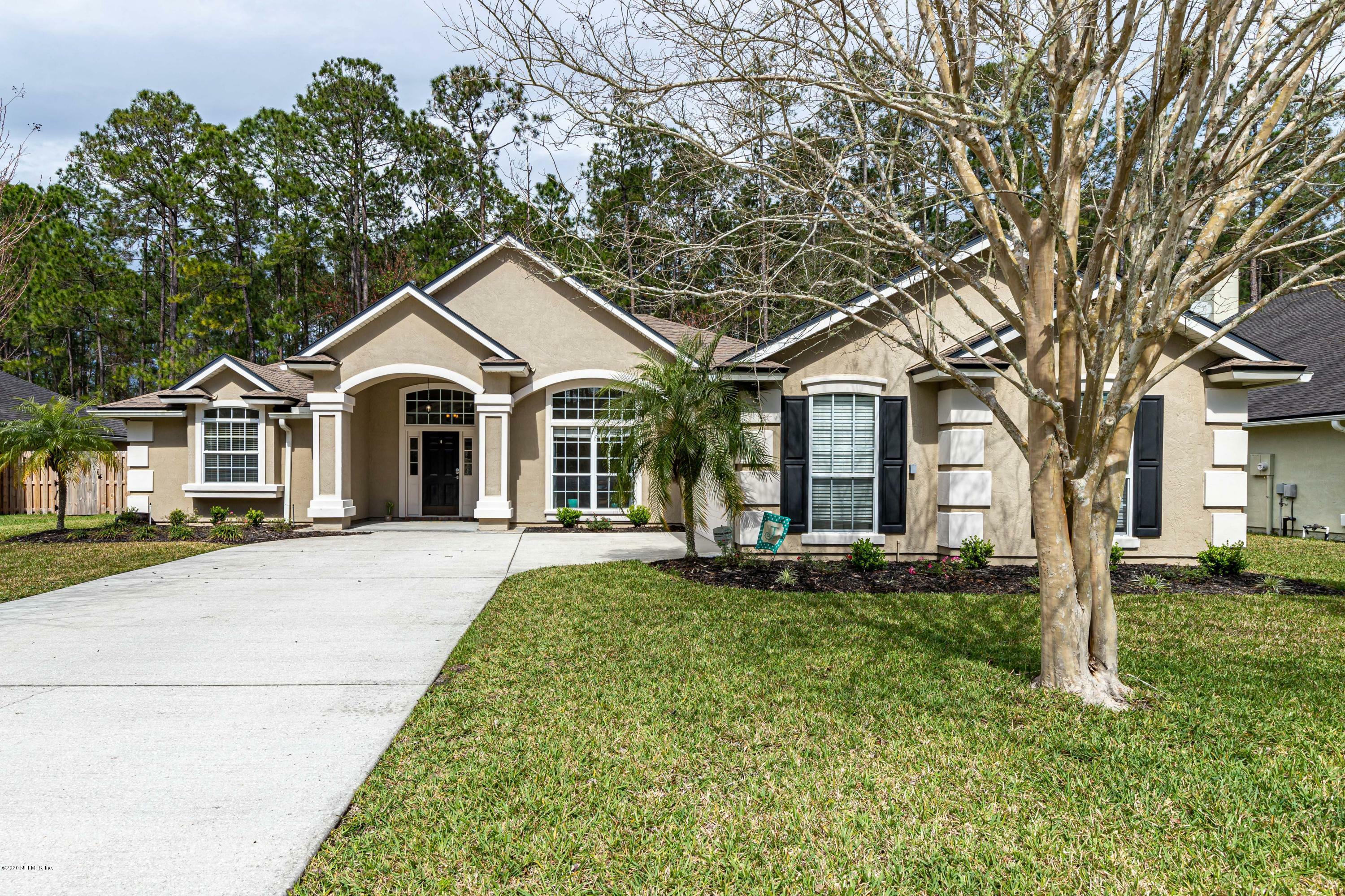 Property Photo: 140 Greenfield Drive FL 32259
