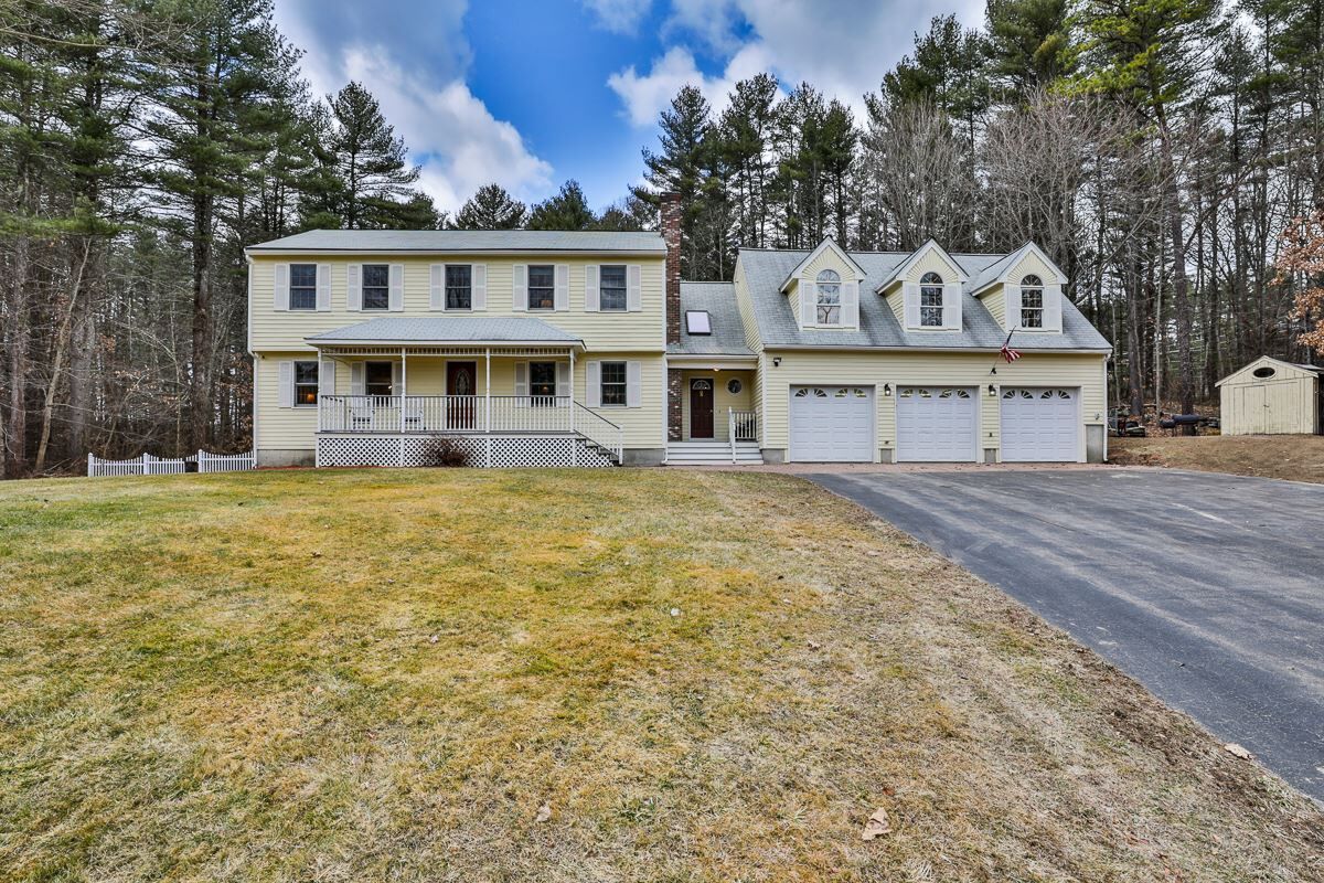 Property Photo:  13 Cathedral Lane  NH 03051 