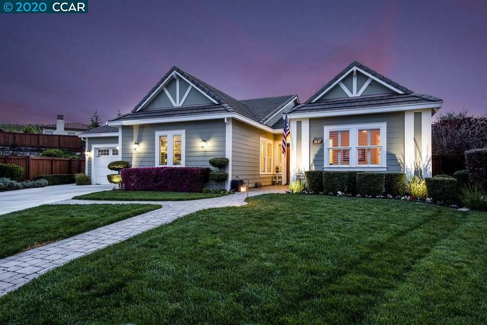 Property Photo: 1637 Shiraz Ct CA 94513
