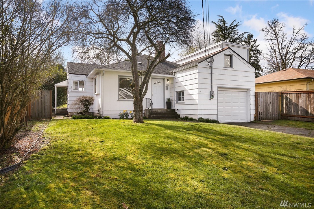 Property Photo: 1508 S 45th Street WA 98418