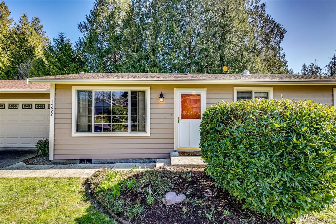 Property Photo:  14622 Kestrel Place NE  WA 98370 