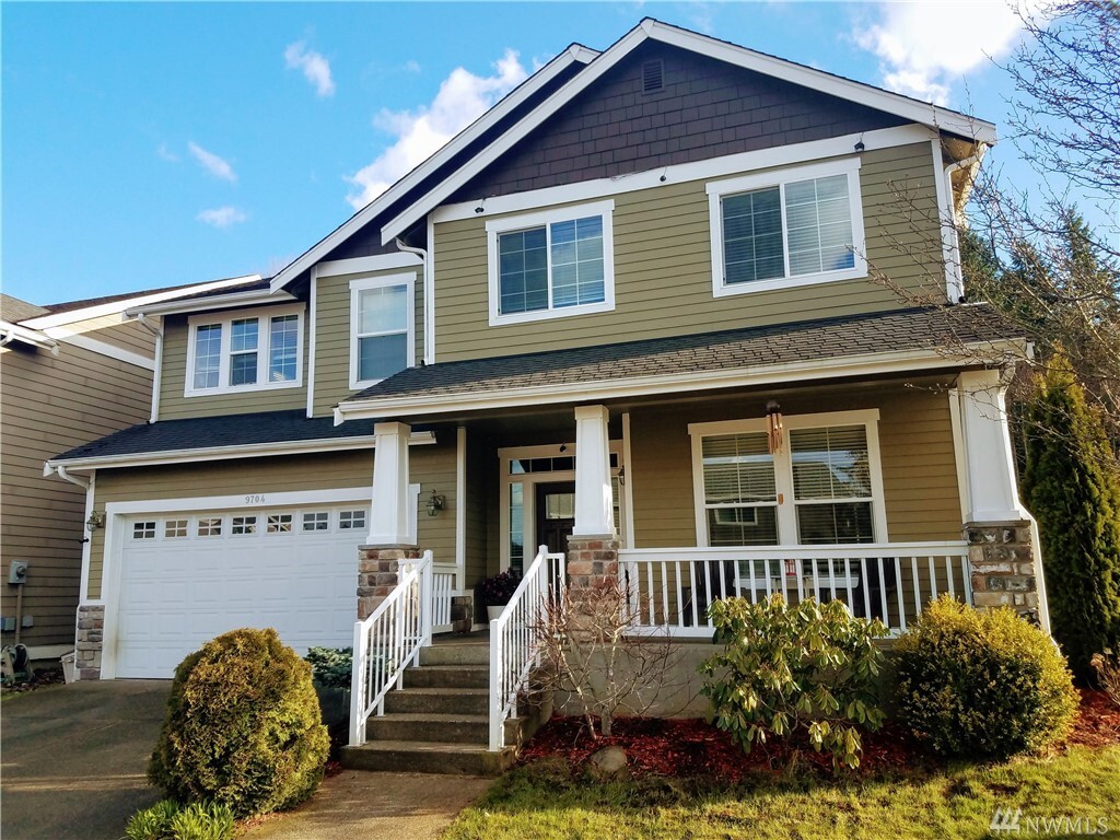 Property Photo:  9704  186th Street E  WA 98375 