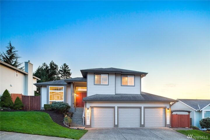 Property Photo: 6818 75th Drive NE WA 98270