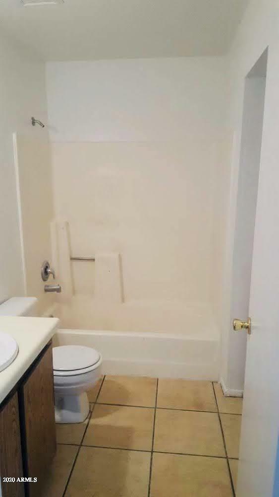 Property Photo:  465 W Ivyglen Street 8  AZ 85201 