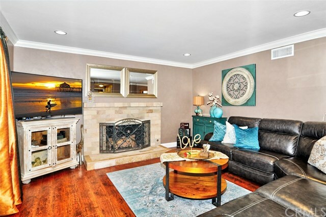 Property Photo:  17351 Newland Street  CA 92647 