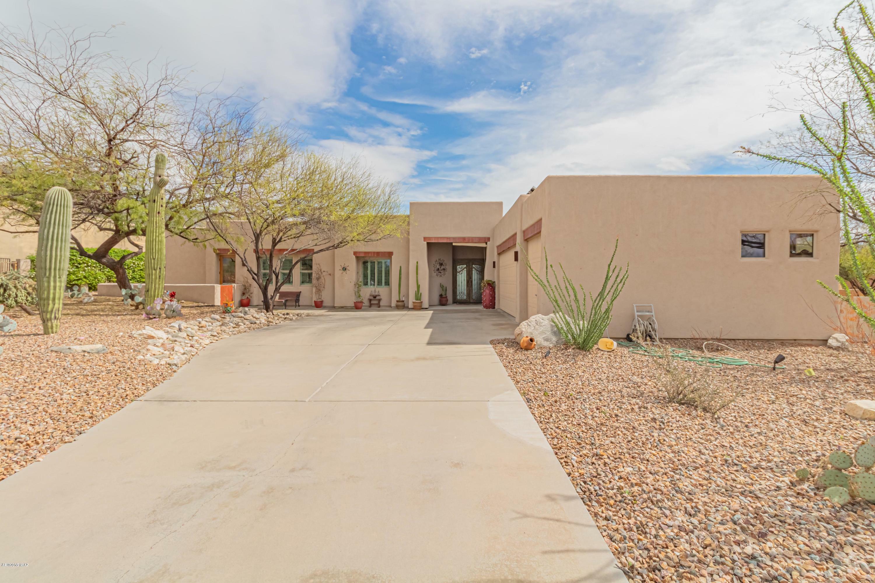 Property Photo:  5200 N Sabino Hills Drive  AZ 85749 