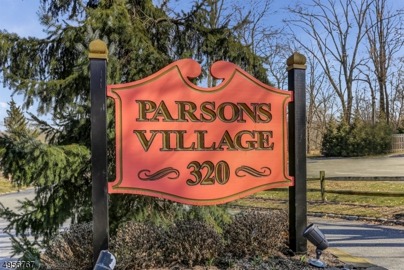320 South St 2B  Morristown Town NJ 07960 photo