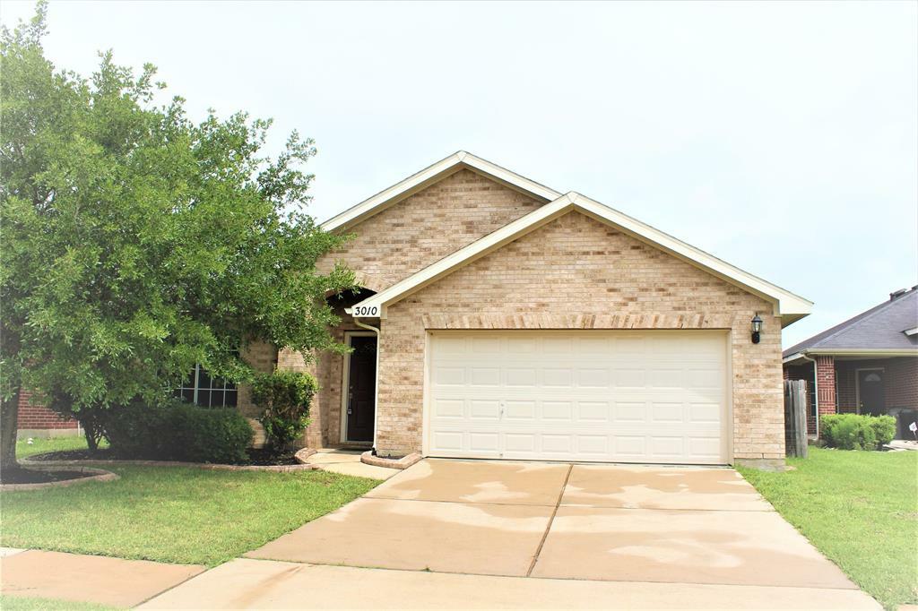 Property Photo:  3010 Calvert Crossing Ct Court  TX 77449 