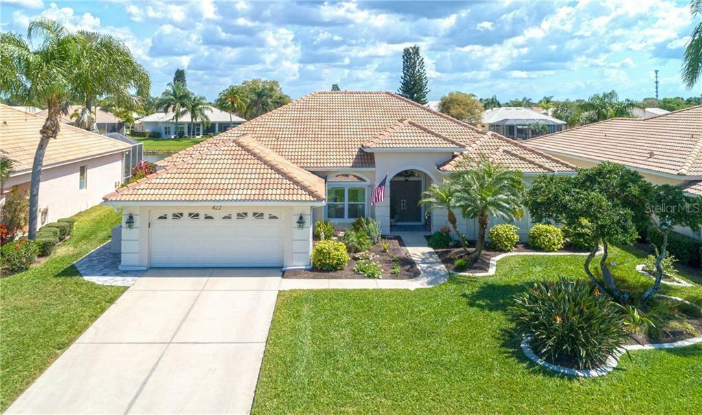 Property Photo: 422 Pebble Creek Court FL 34285