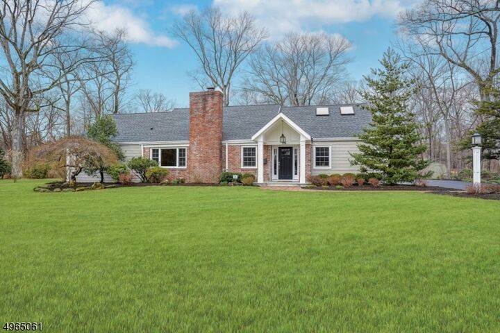 15 Hanover Rd  Mountain Lakes Boro NJ 07046 photo