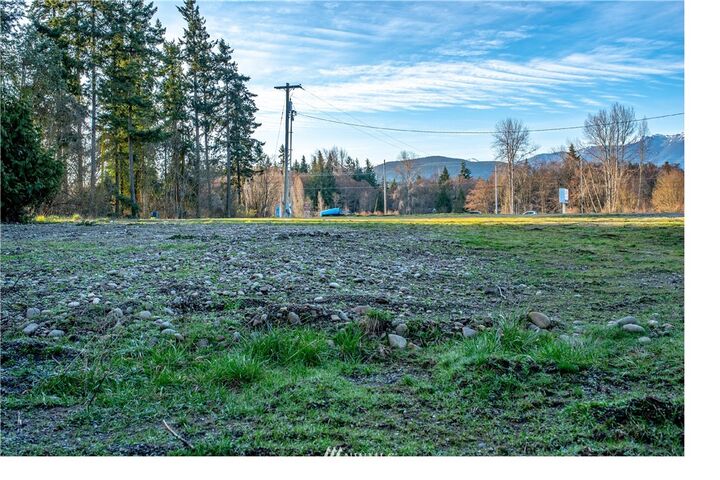 Property Photo: 259403 Hwy 101 WA 98382