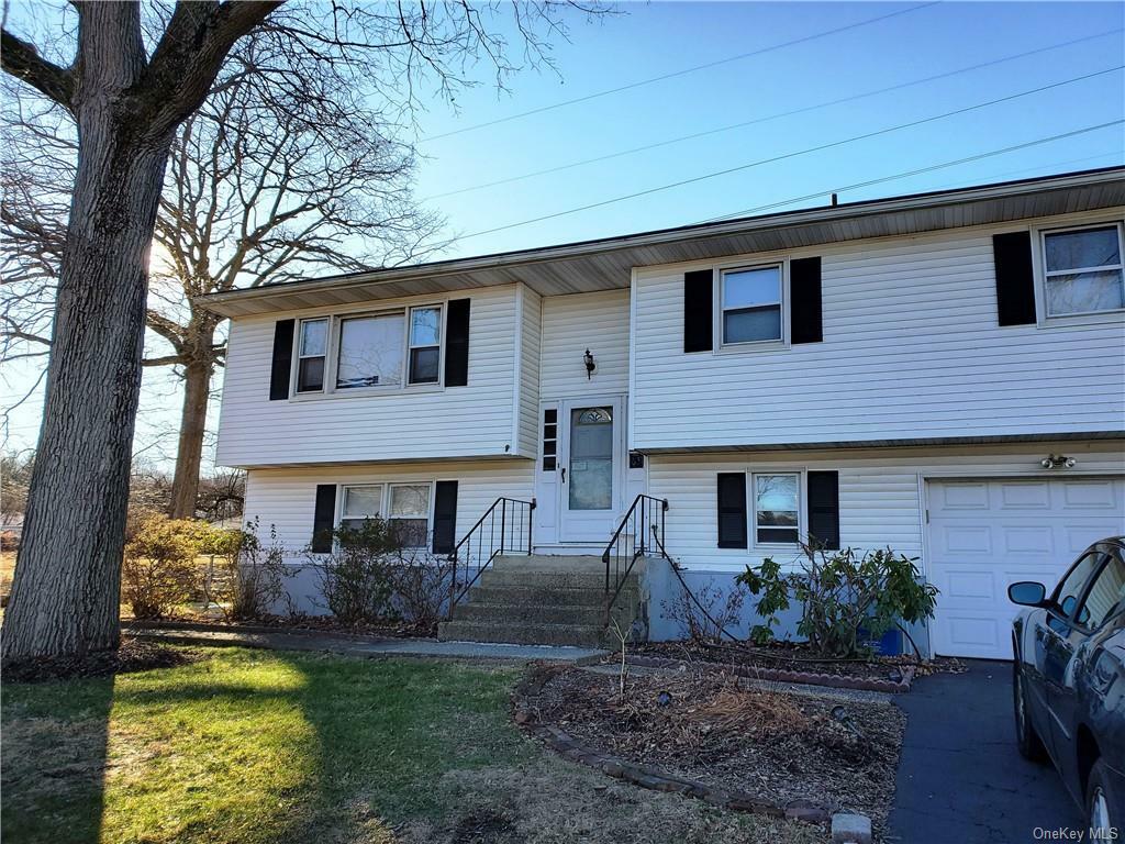 Property Photo:  6 Dogwood Lane  NY 10980 