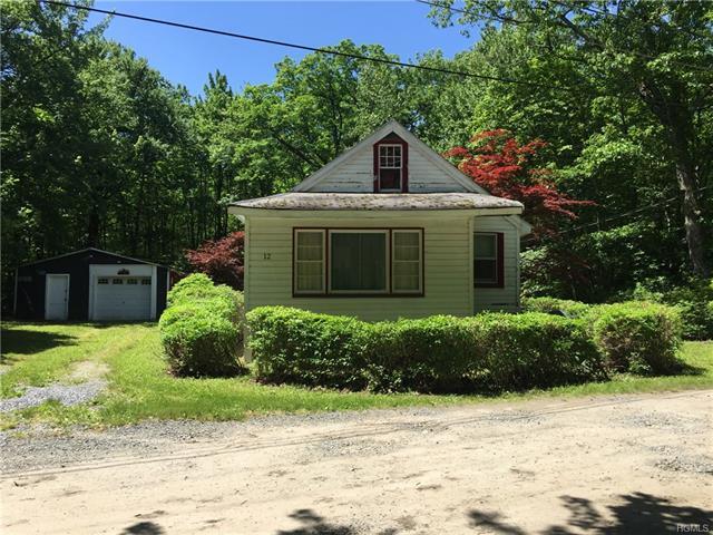 12 Oak Avenue  Wurtsboro NY 12790 photo