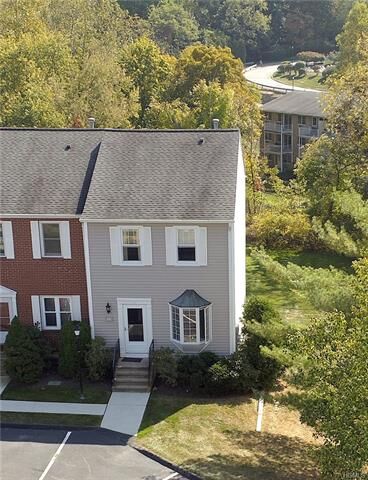 Property Photo:  401 Mallard Way  NY 10566 