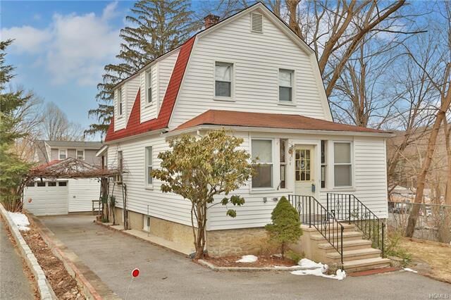 Property Photo:  64 Orchard Place  NY 10594 