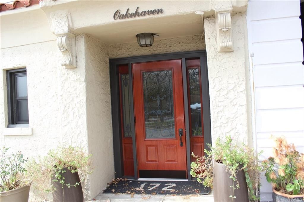 Property Photo: 172 Myrtle Boulevard 1B NY 10538