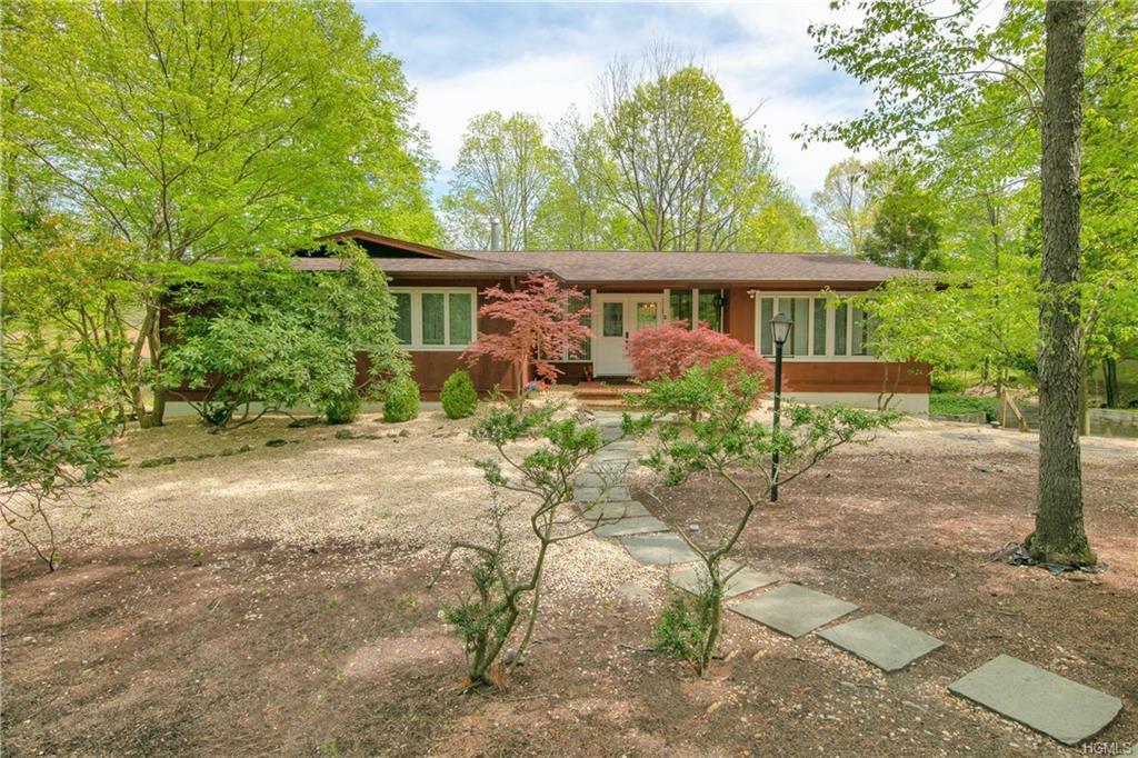 Property Photo: 2 Pine Court NY 10970