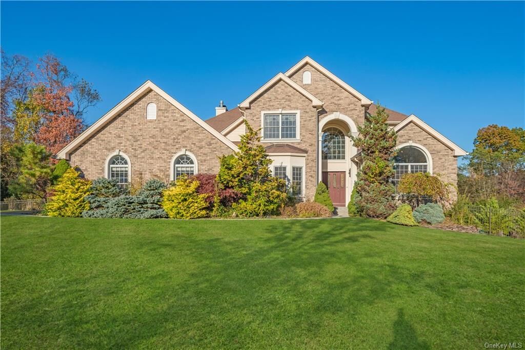 Property Photo: 26 Charnwood Drive NY 10901
