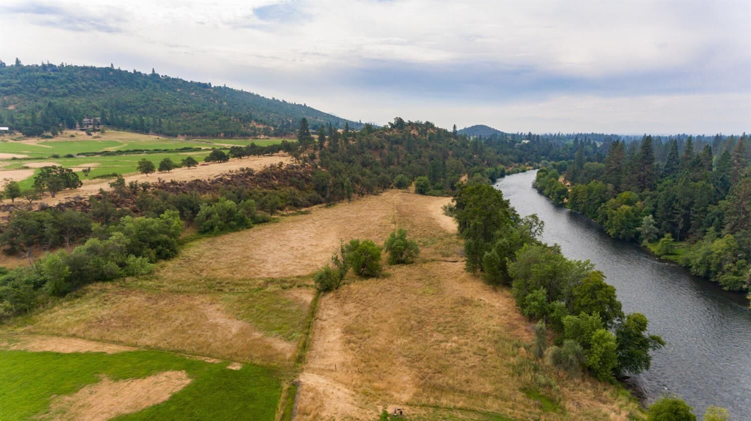 Property Photo: 0 Agate Road OR 97524