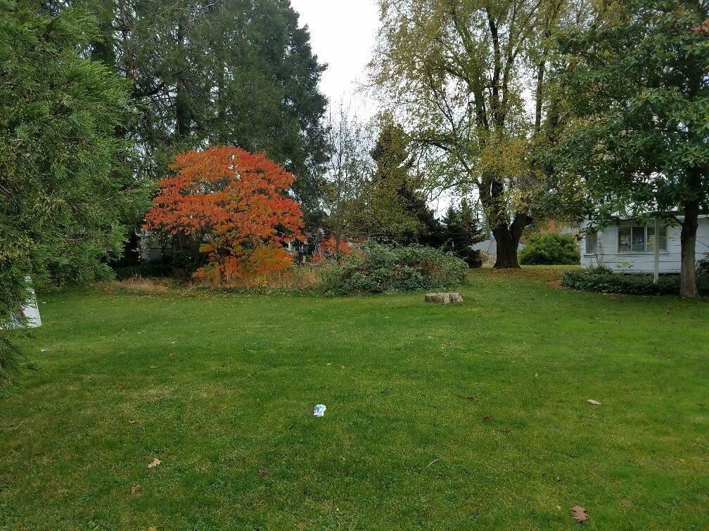 Property Photo: 2100 E Barnett Road OR 97504