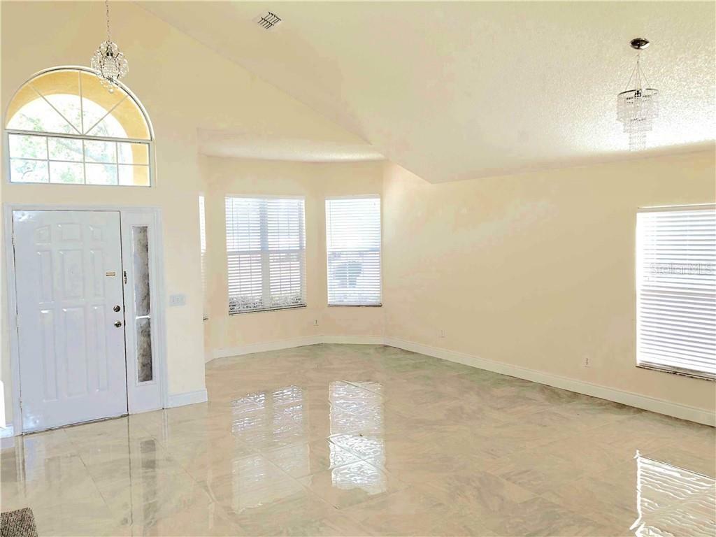 Property Photo:  8202 Woodsworth Drive  FL 32817 