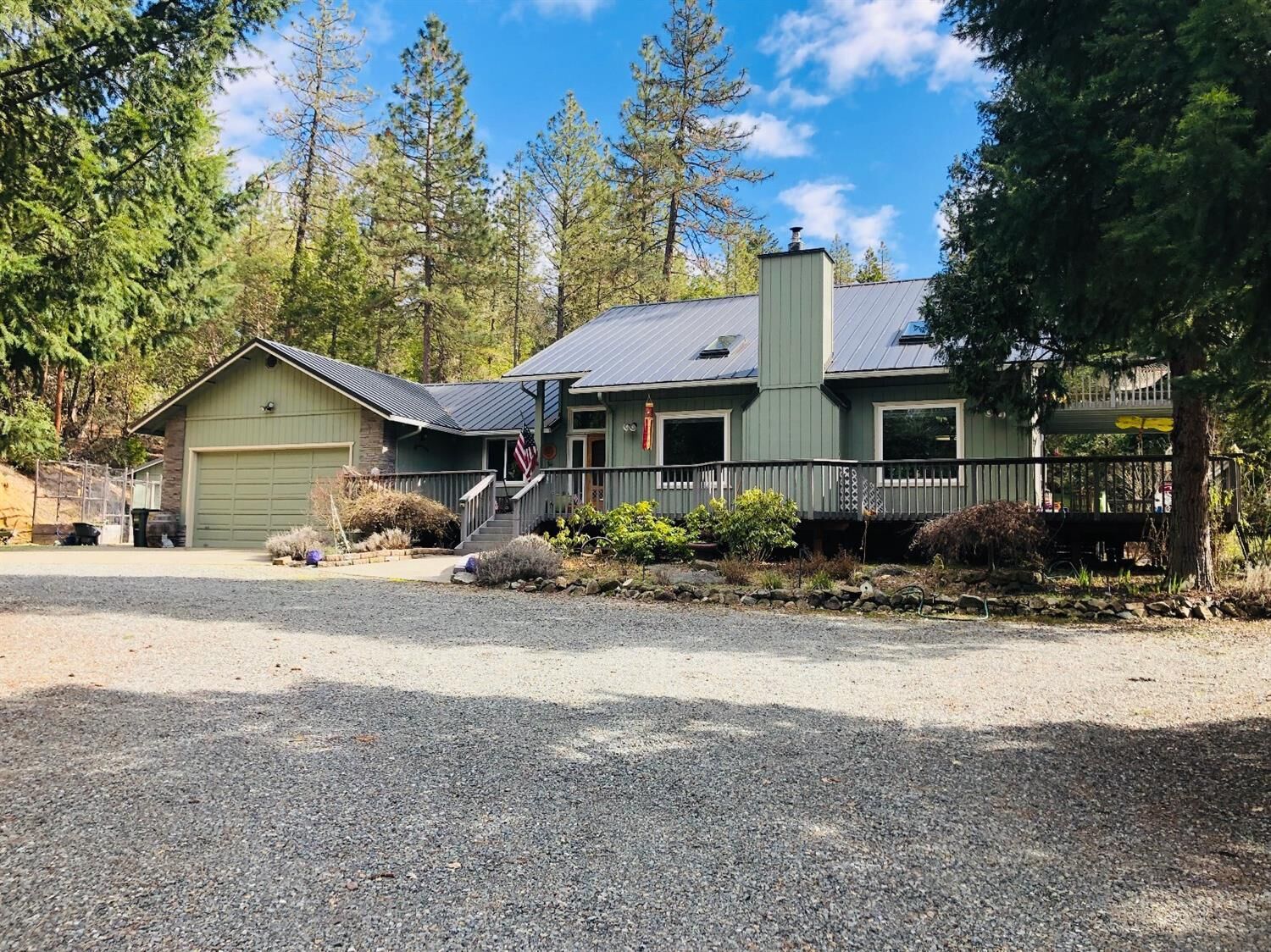 Property Photo:  111 Findley Road  OR 97544 