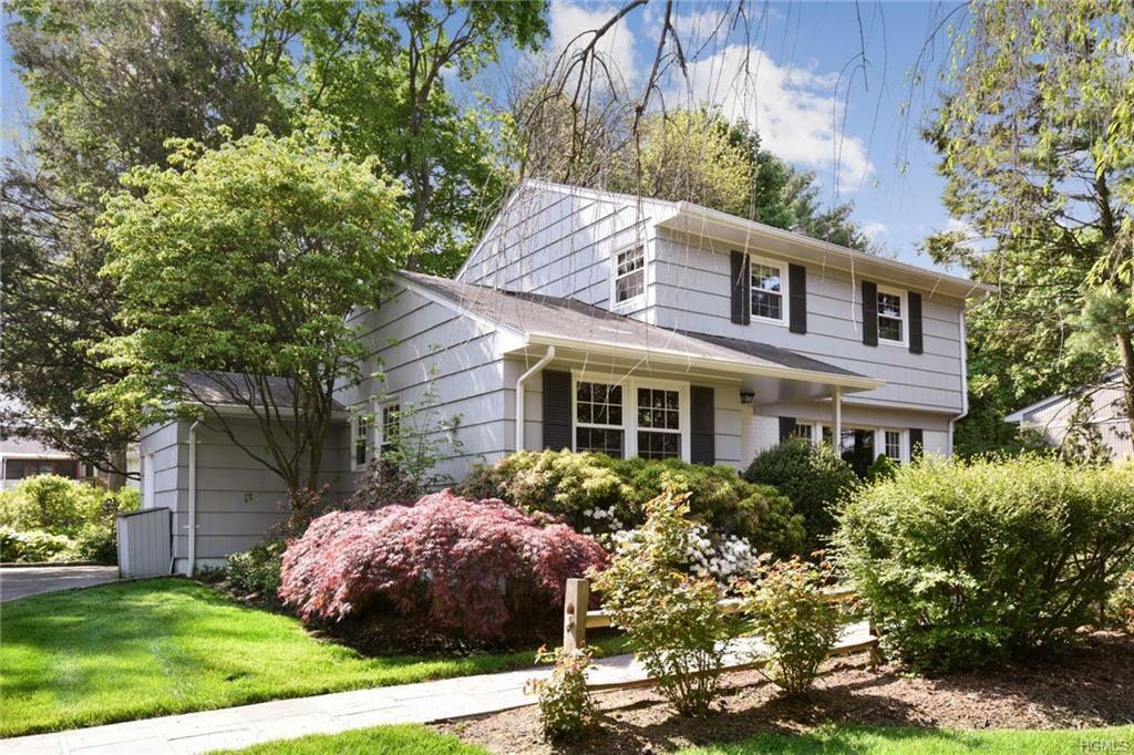 Property Photo:  7 Holly Lane  NY 10573 