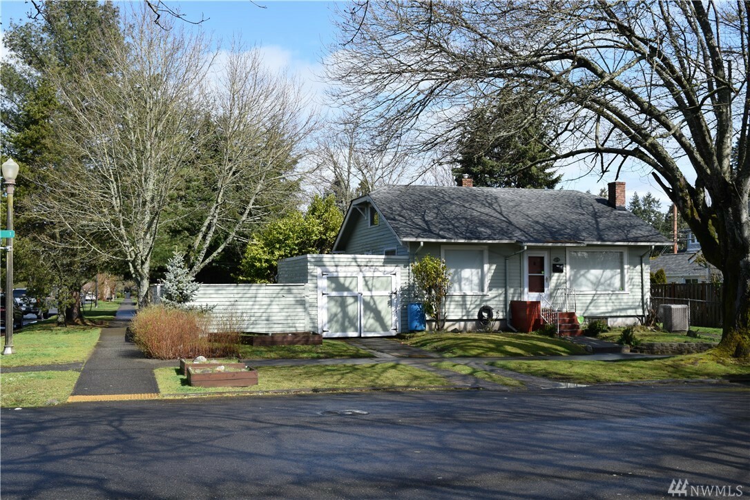 Property Photo:  4207 N 31st St  WA 98407 