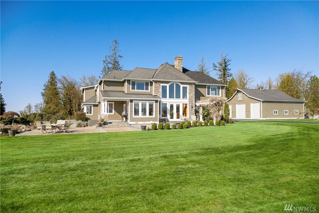 4 bed Enumclaw home for sale 19030 SE 440th St, Enumclaw, WA 98022