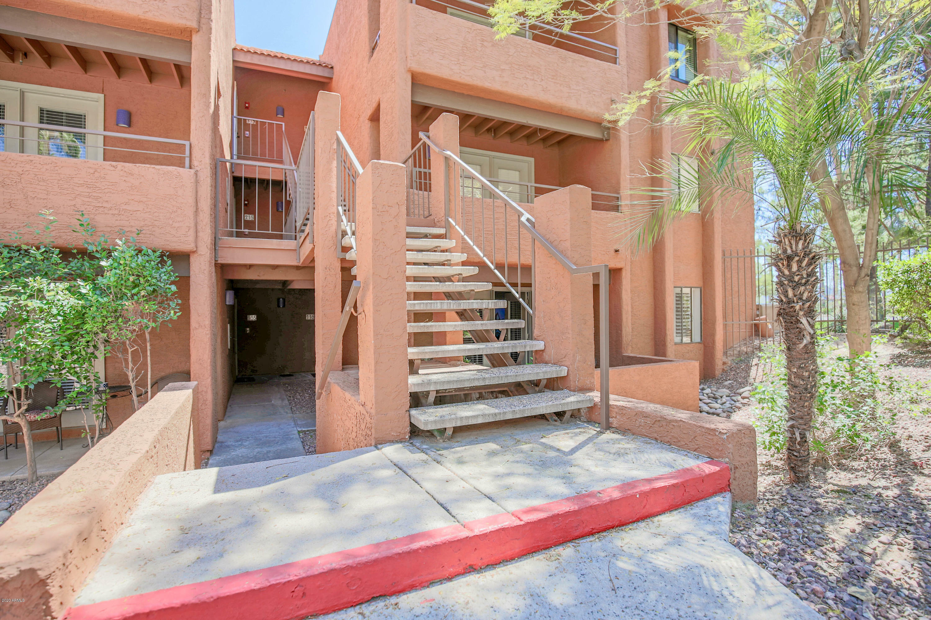 Property Photo:  4704 E Paradise Village Parkway N 115  AZ 85032 