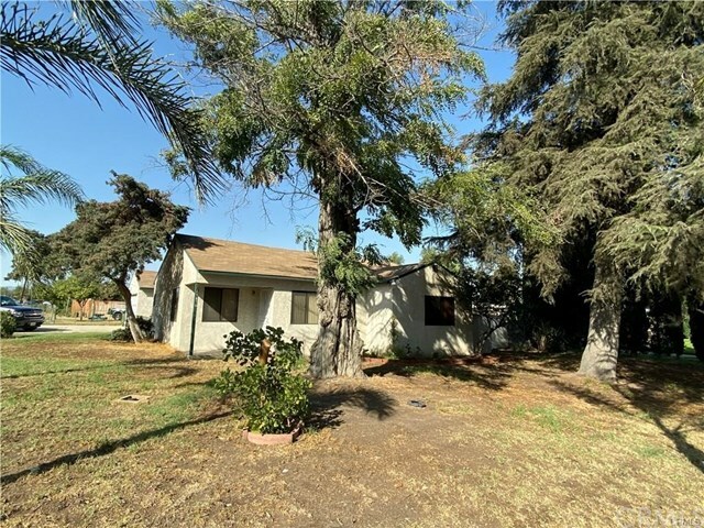 Property Photo:  17870 San Bernardino Avenue  CA 92335 