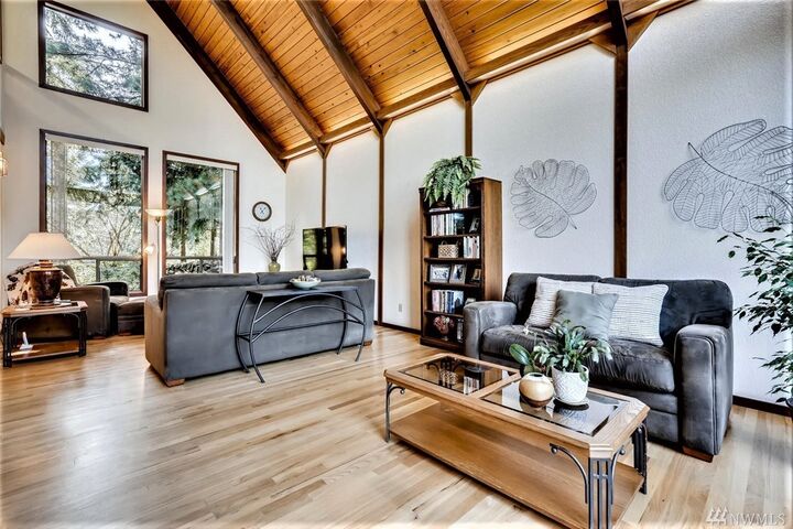 Property Photo:  30903  50th Avenue SW  WA 98023 