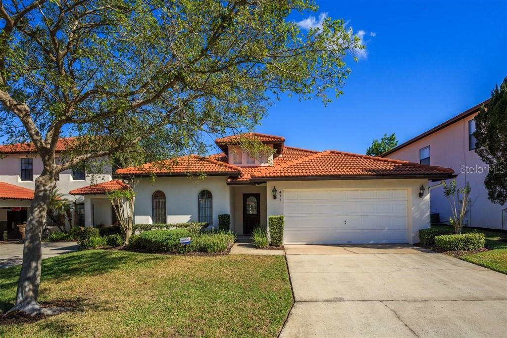 Property Photo:  415 Summer Place Loop  FL 34714 