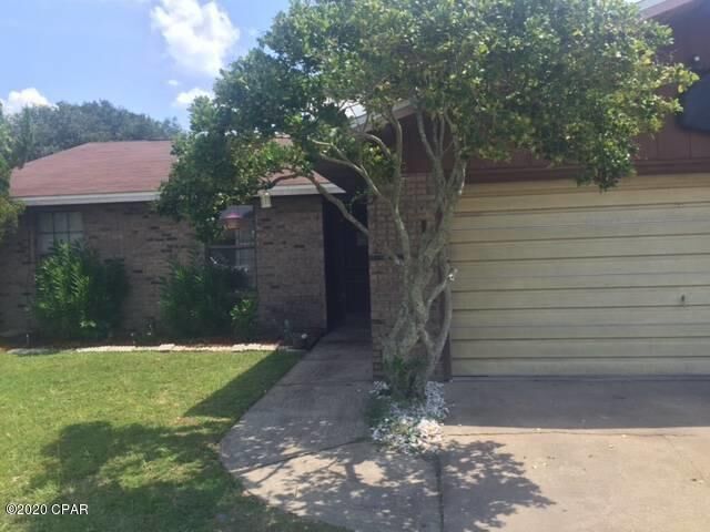 Property Photo: 706 J J Drive FL 32404