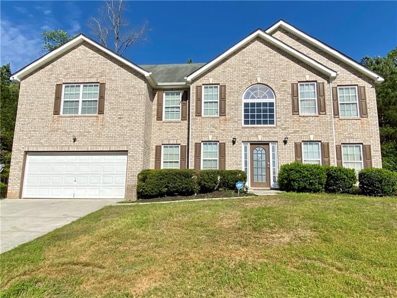 Property Photo:  2506 Wrangler Drive   30331 