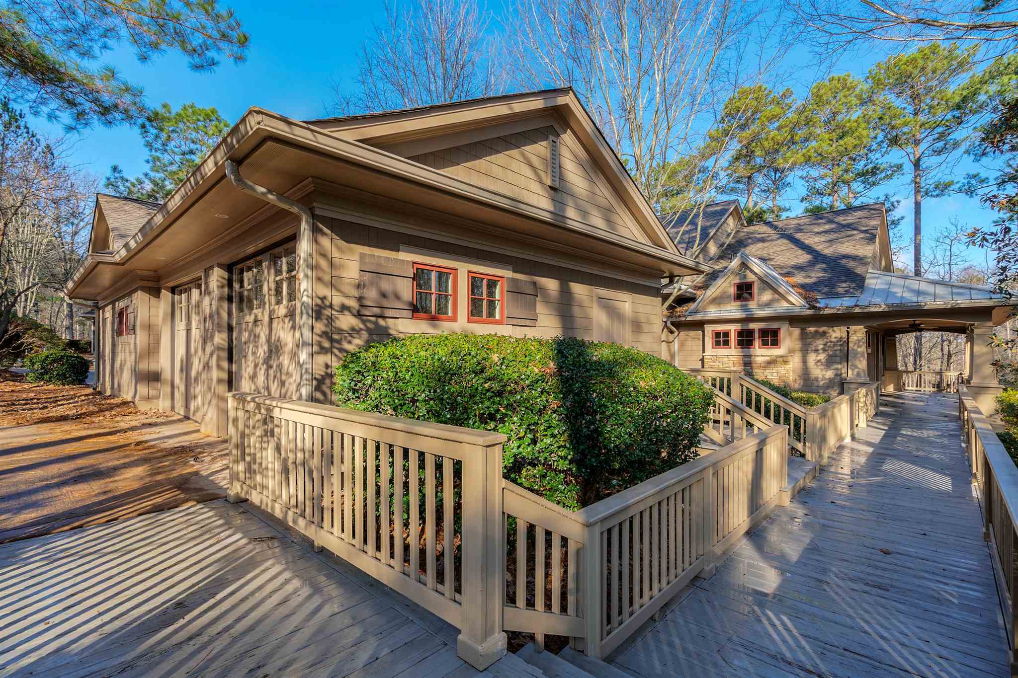 Property Photo: 1011 Lockets Trail GA 30642