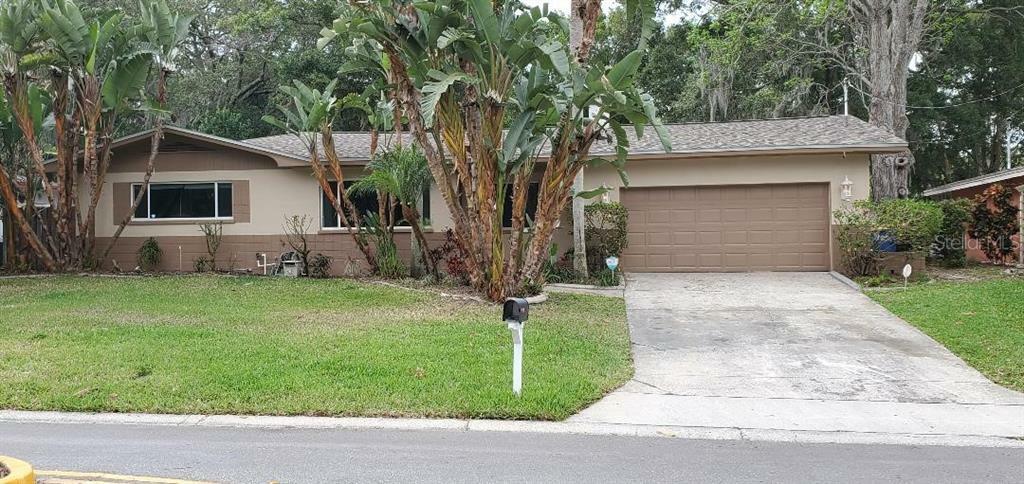 Property Photo:  1549 Linwood Drive  FL 33755 