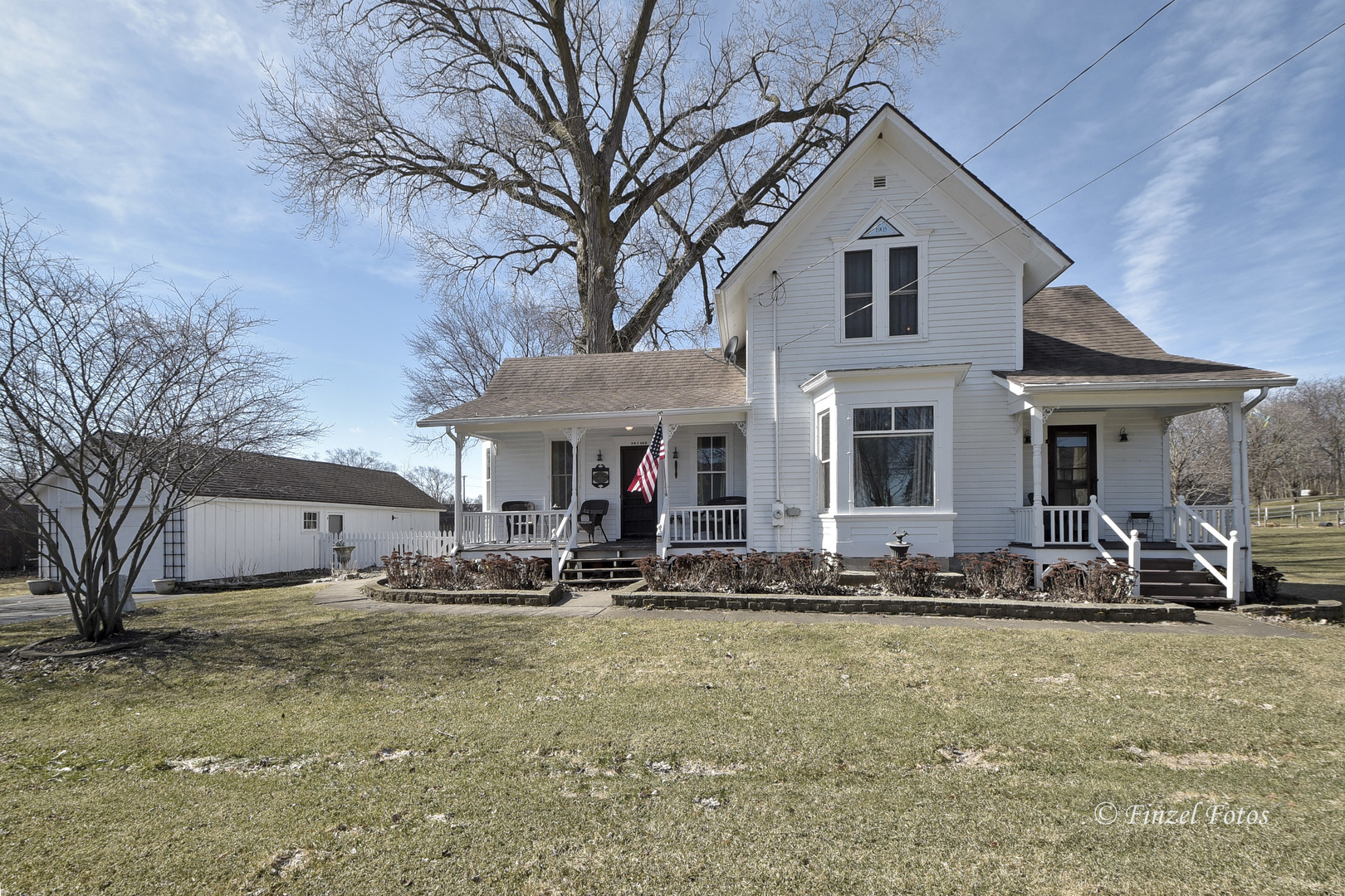 Property Photo:  14N152 Reinking Road  IL 60140 