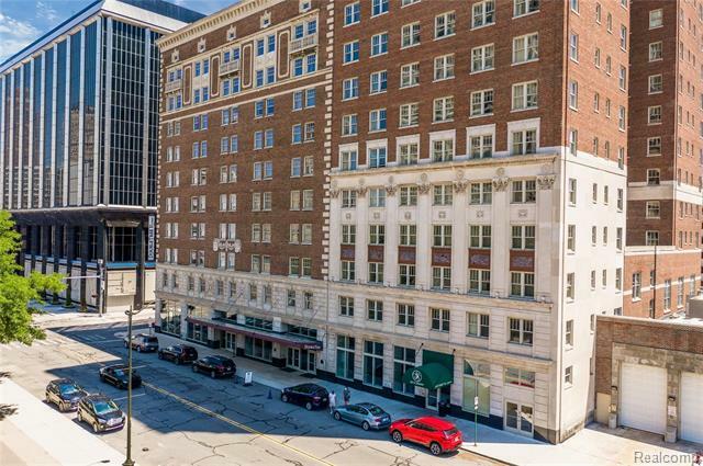 Property Photo: 525 W Lafayette Boulevard 21B MI 48226