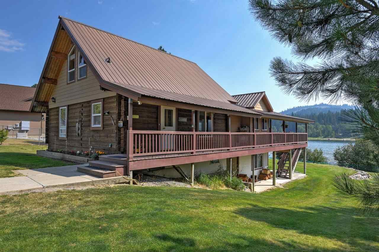 Property Photo:  741 Bear Paw Dr  WA 99156 