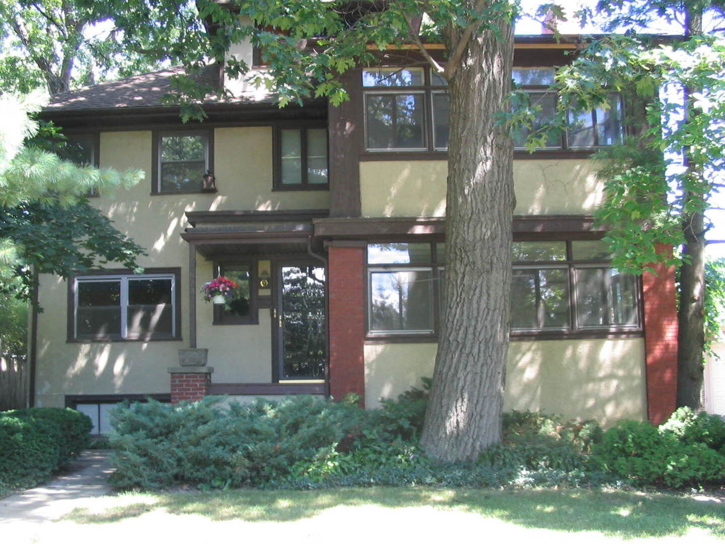 Property Photo: 623 Vine Avenue 2R IL 60035