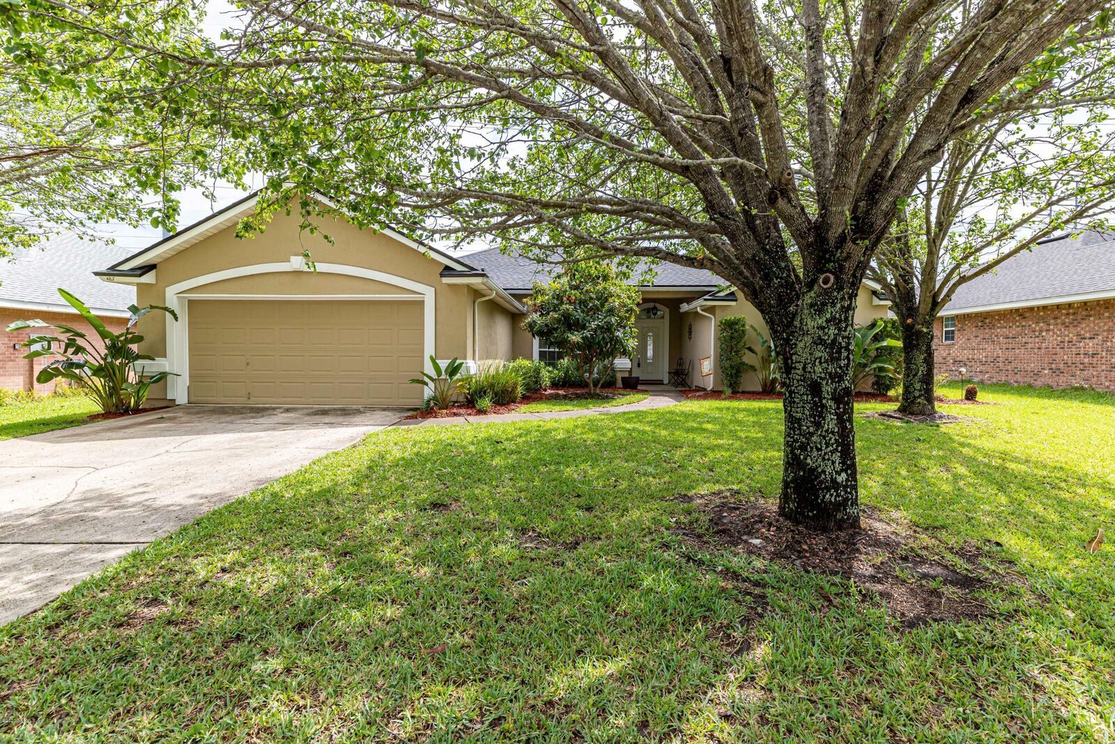 Property Photo: 487 Portobello Drive FL 32221