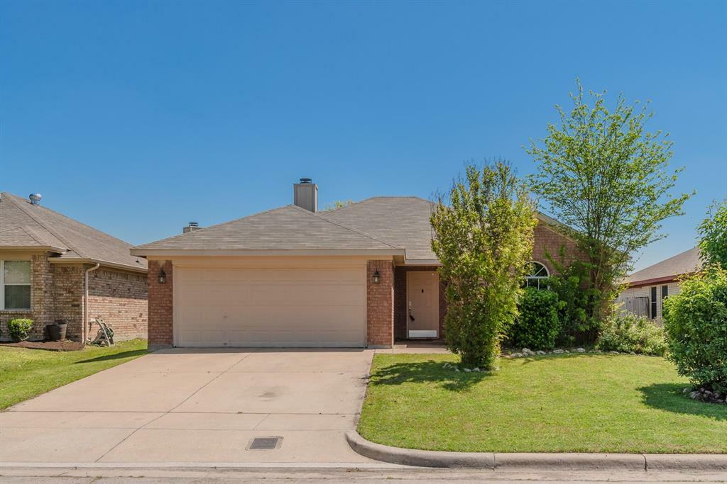 Photo de la propriété:  10416 Aransas Drive  TX 76131 