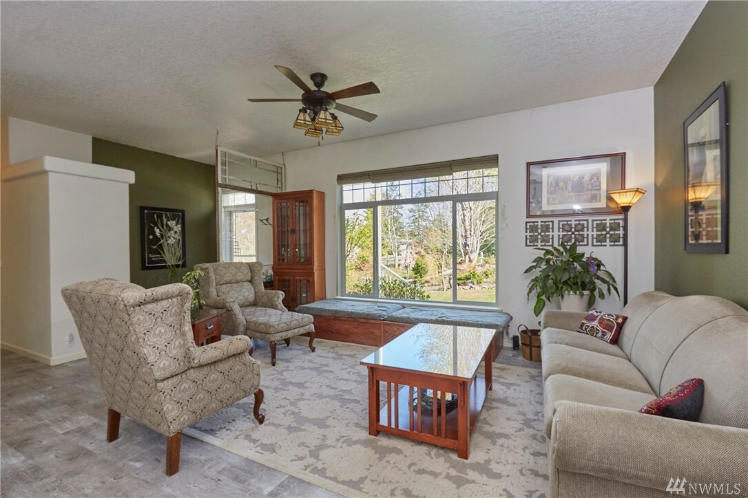 Property Photo: 4516 SE Foss Rd WA 98366