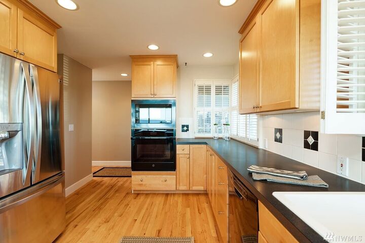Property Photo:  20811  8th Avenue S  WA 98198 