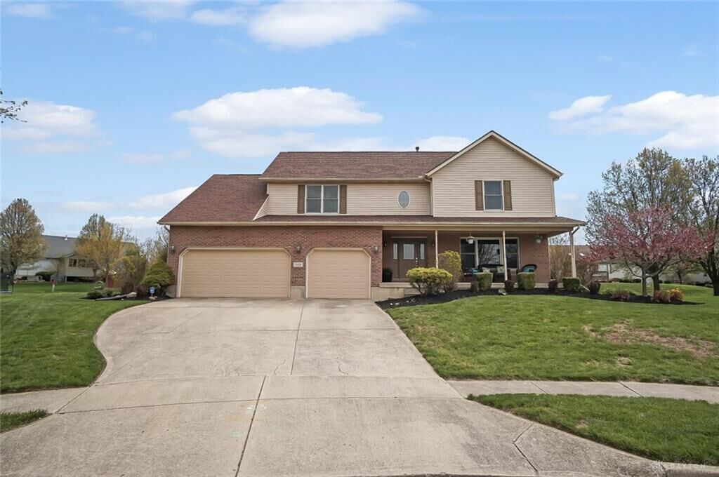 Property Photo: 702 Dustin Court OH 45371