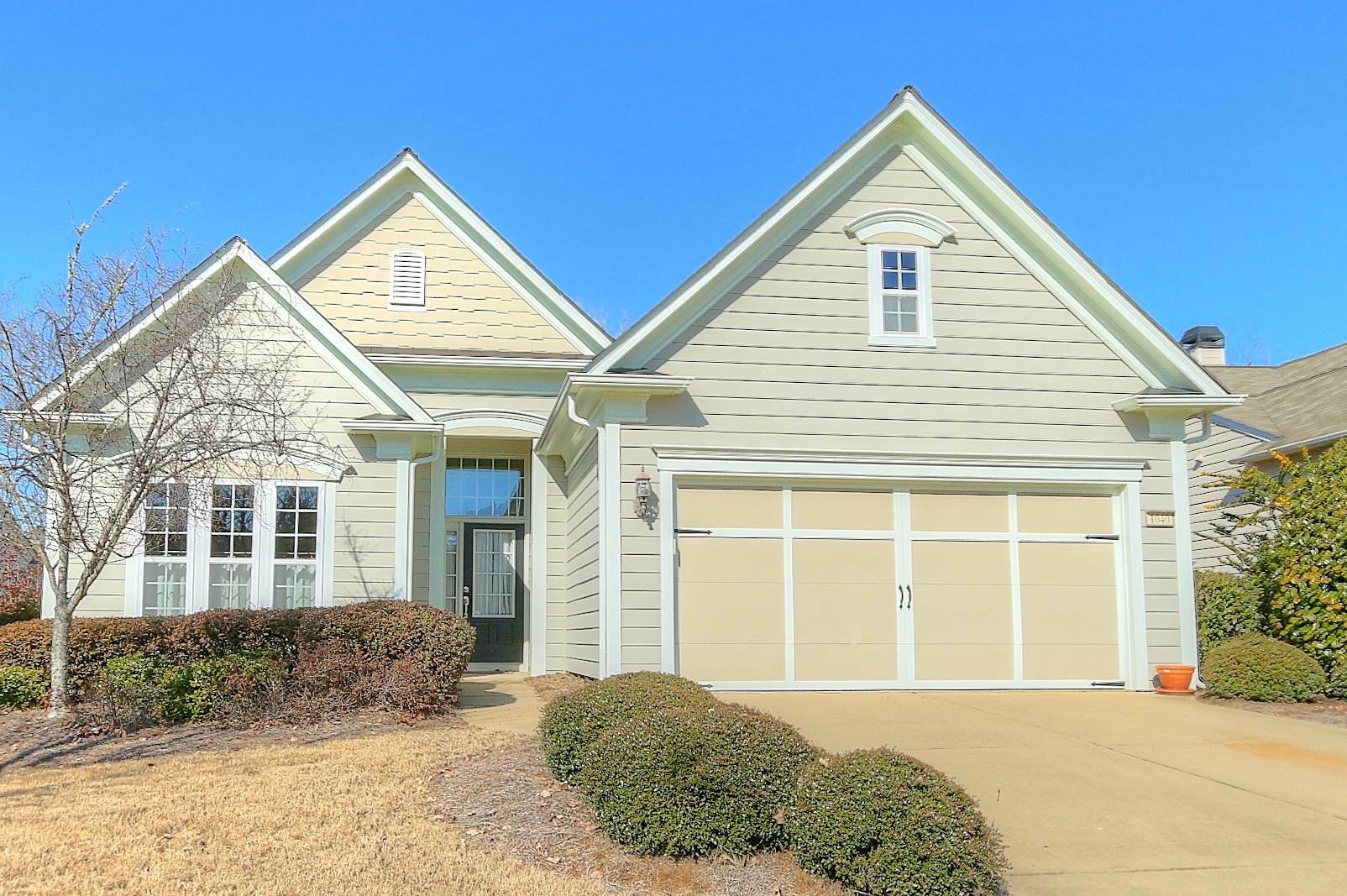 Property Photo: 1040 Delcove Way GA 30642