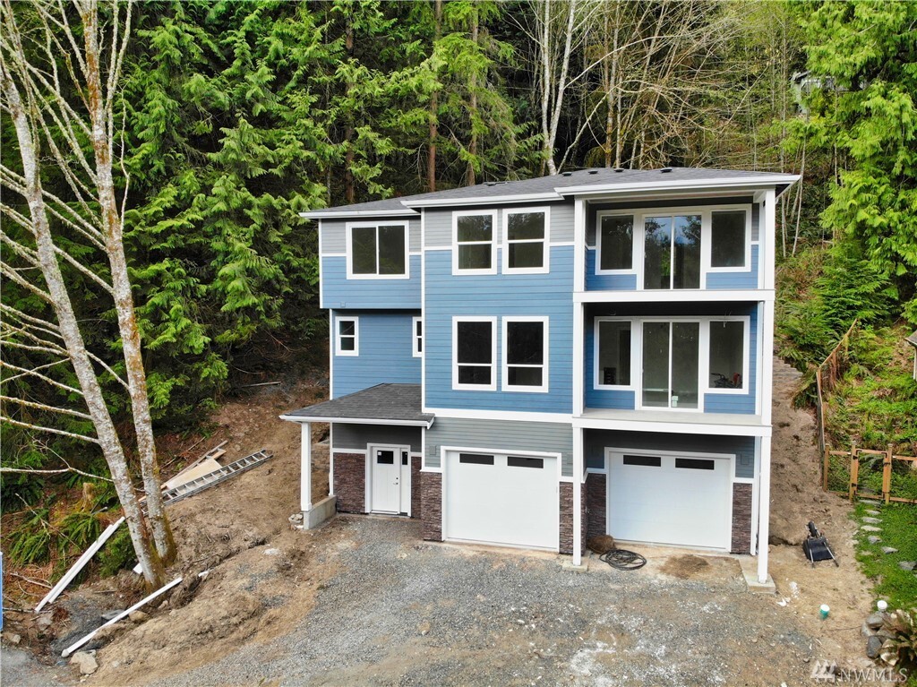 Property Photo: 36 Rose Ridge Loop WA 98229