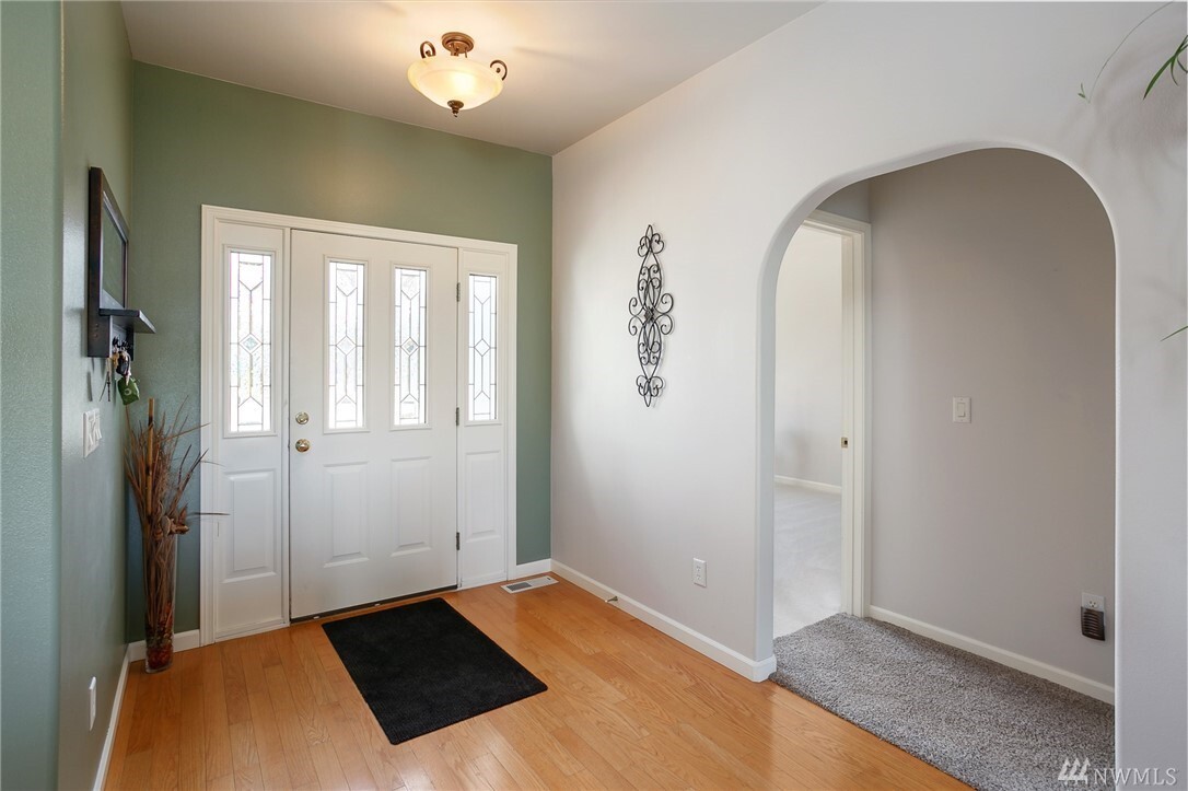 Property Photo: 784 Sunrise Drive WA 98264